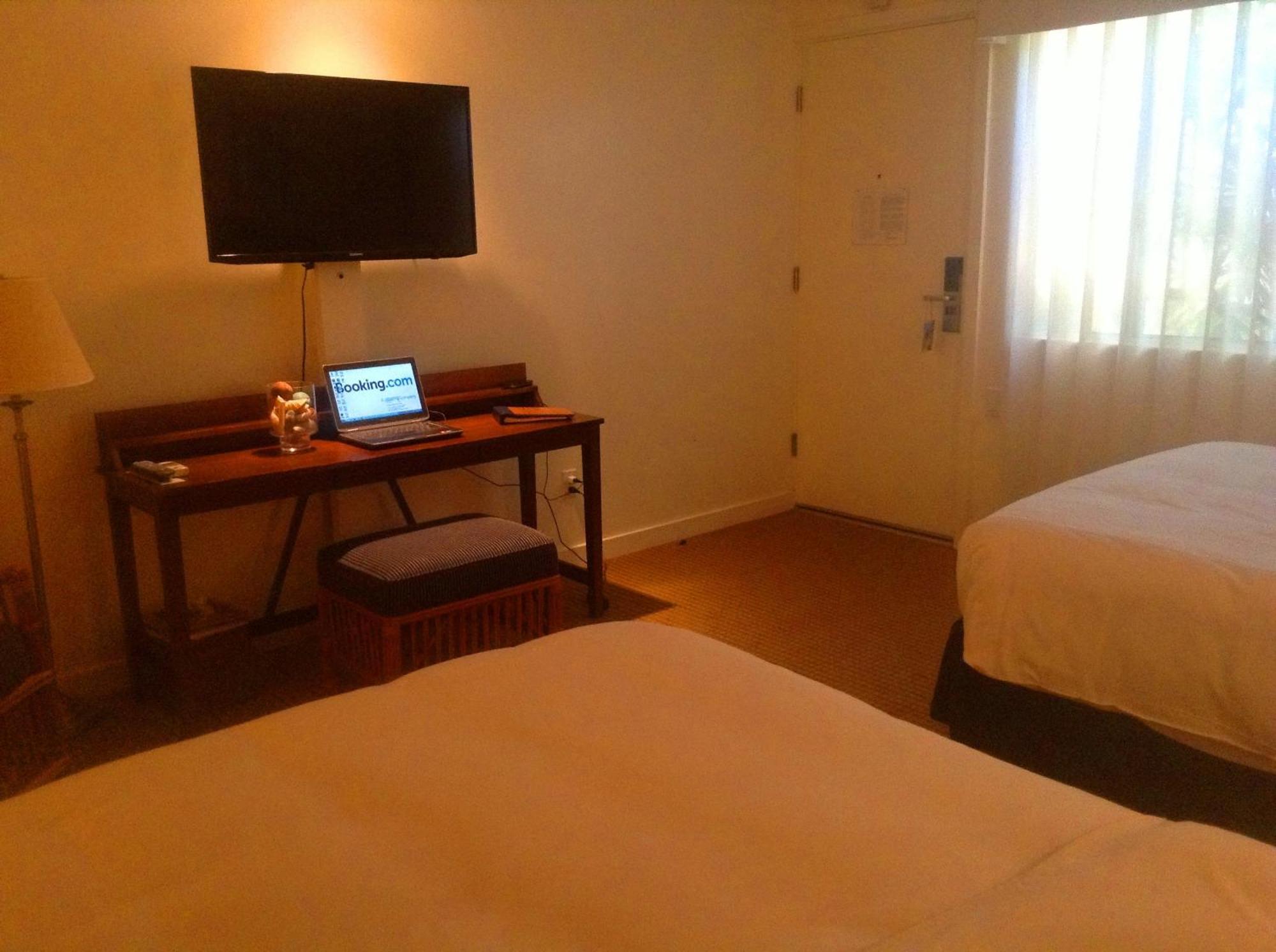 Pavilion Hotel Avalon Habitación foto